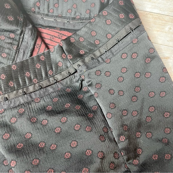 💚Tessuto black/burgundy print pants - Picture 6 of 8